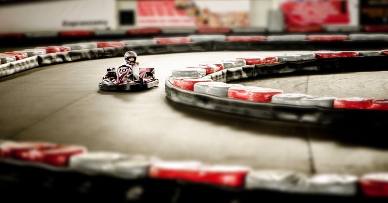 Quelle huile moteur utiliser pour un kart 2 temps ? Le guide complet