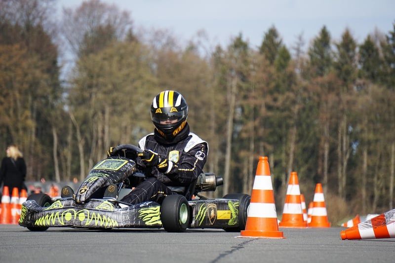 Comment choisir son kart pour la compétition en 2026 : critères essentiels et astuces
